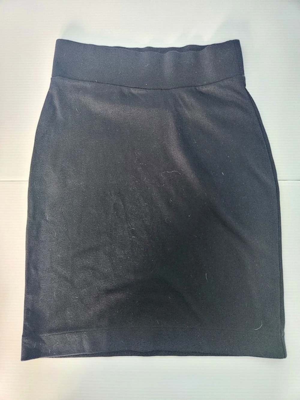 H&M Mini Skirt in Black Size 6